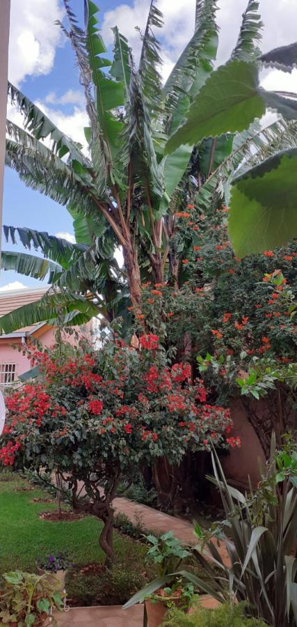 Chambre D'Hote Villa Maritampona Antsirabe Ngoại thất bức ảnh